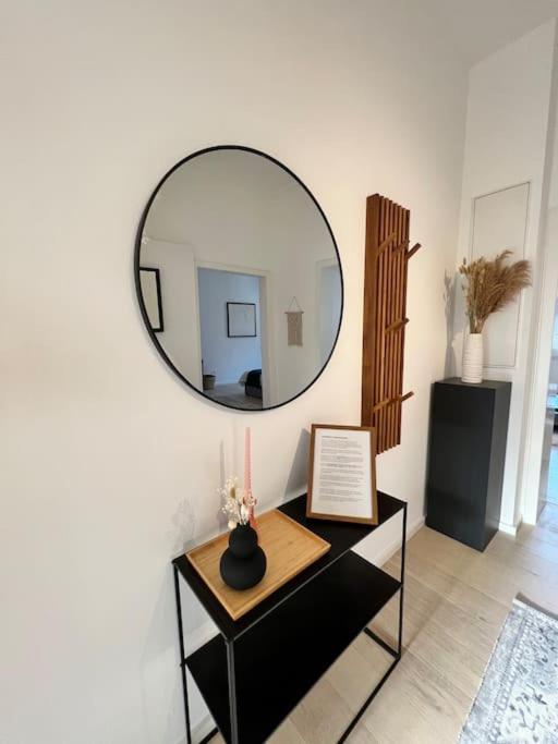 Spacestays Designer Apartment Netflix Wifi Playstation 4 Balkon Essen Exteriör bild
