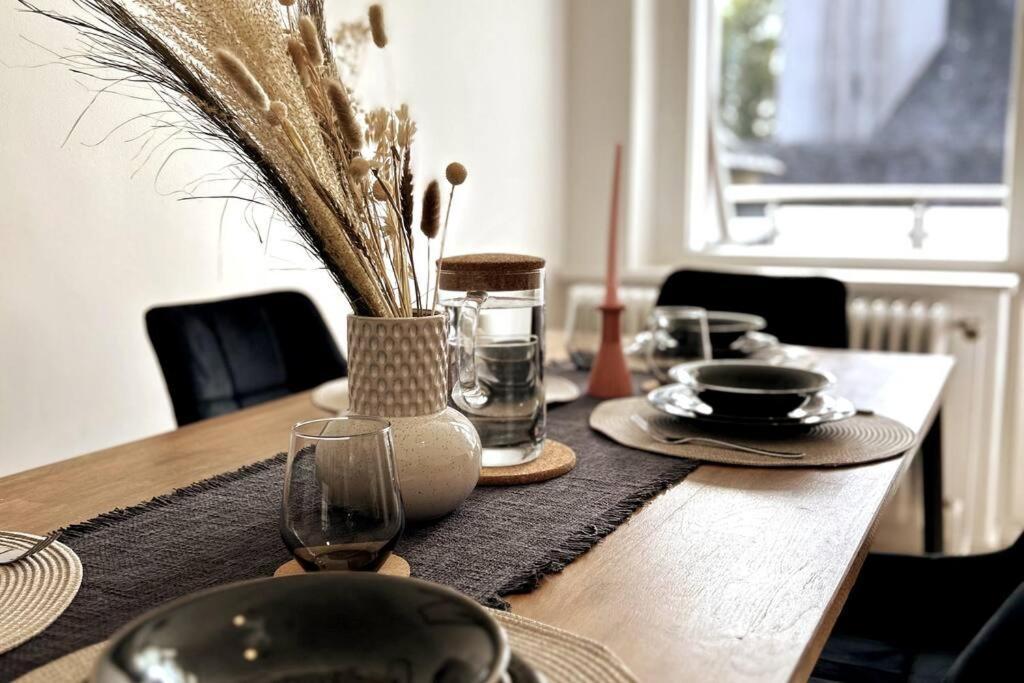 Spacestays Designer Apartment Netflix Wifi Playstation 4 Balkon Essen Exteriör bild